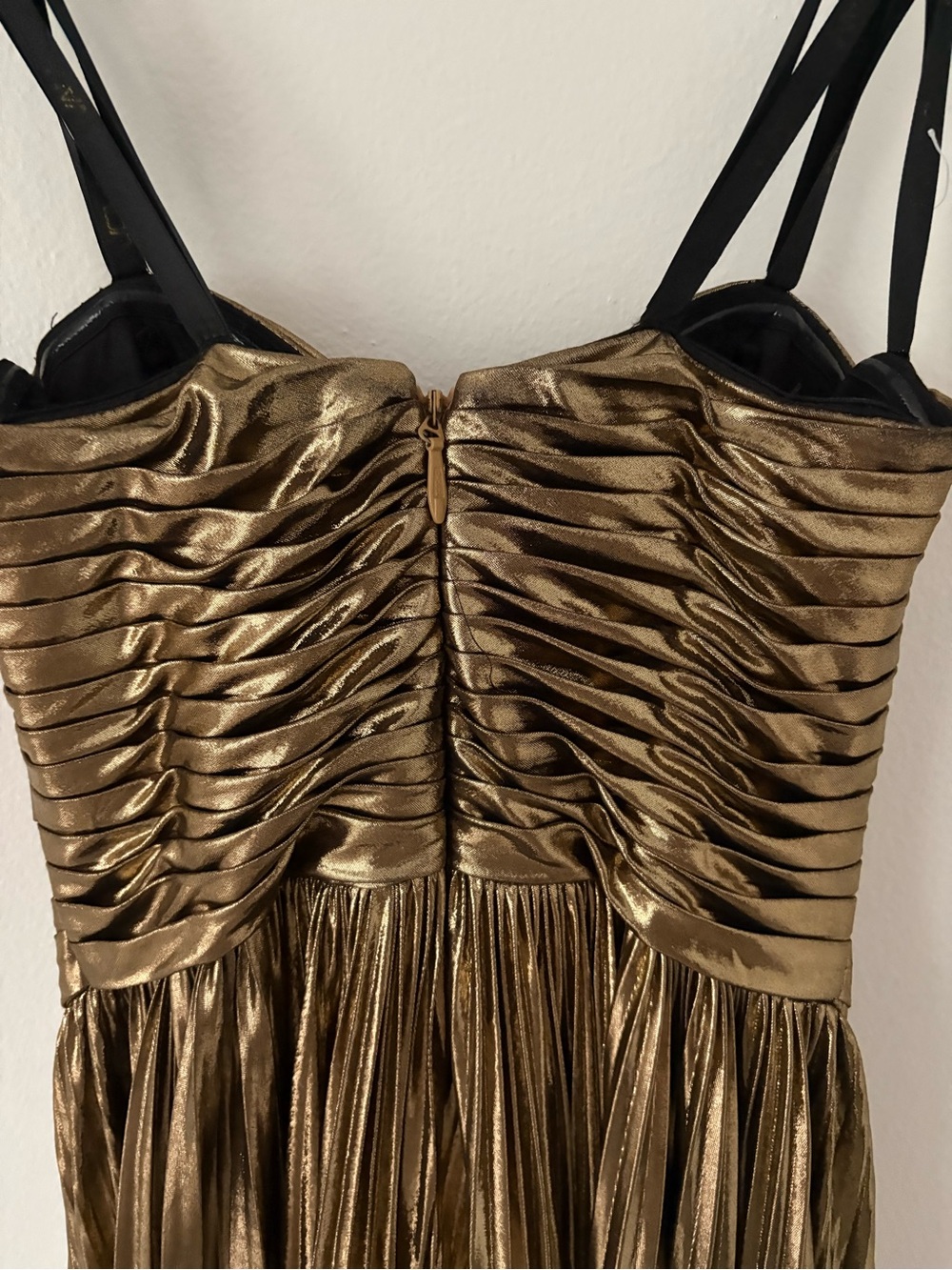 JOVANI Gold Metallic Pleated Strapless Floral Cut Out Prom Gown 42335 Size 0 - Picture 12 of 14